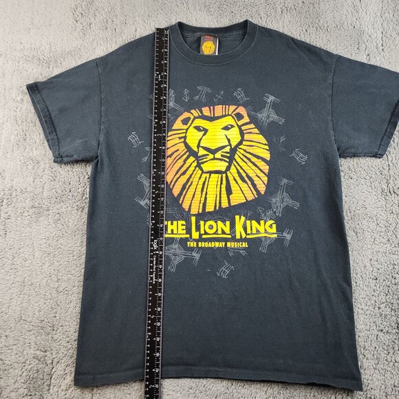 Disney The Lion King Broadway Musical Short Sleeve Shirt Size Medium Theatre - Picture 5 of 9